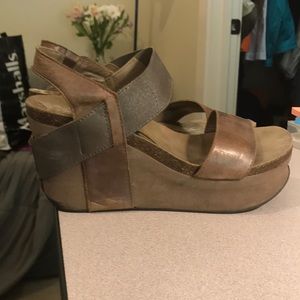 Silver/pewter OTBT busnell